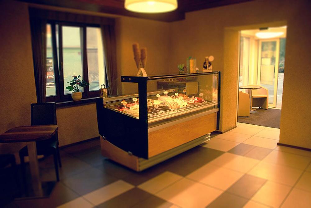 Hotel Opara Trebnje Buitenkant foto
